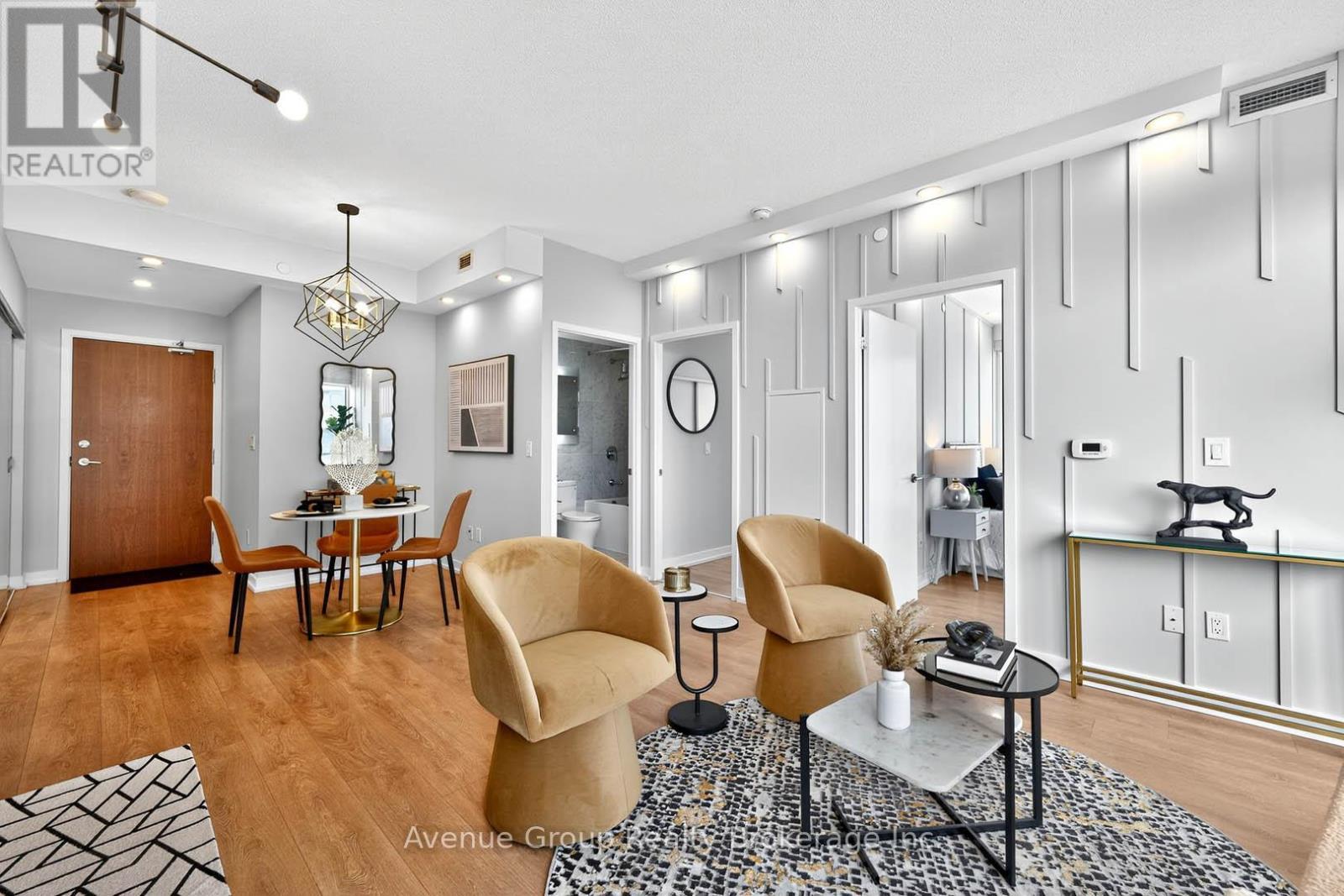 2805 - 115 Mcmahon Drive, Toronto, ON - Indoor