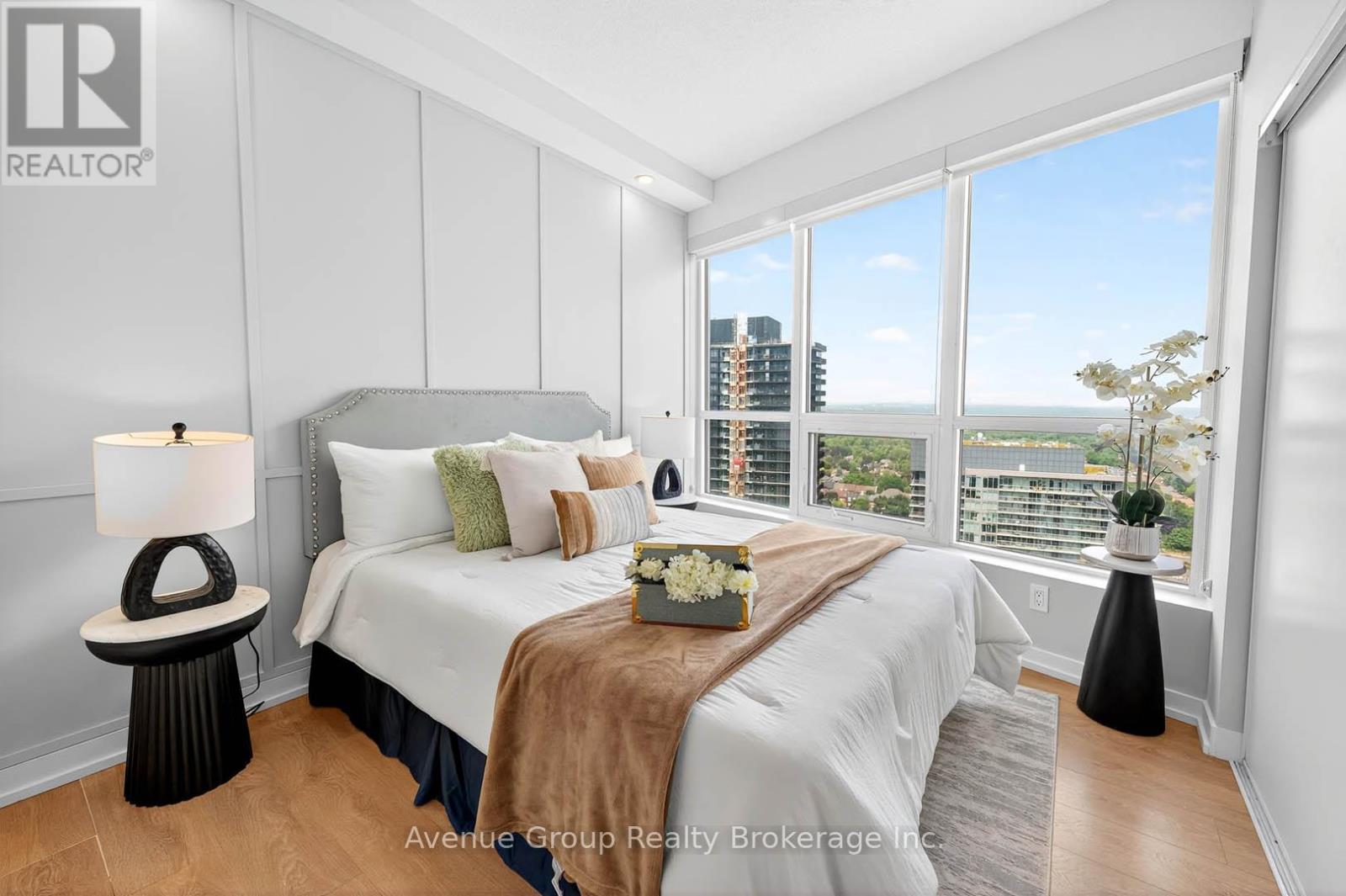 2805 - 115 Mcmahon Drive, Toronto, ON - Indoor Photo Showing Bedroom