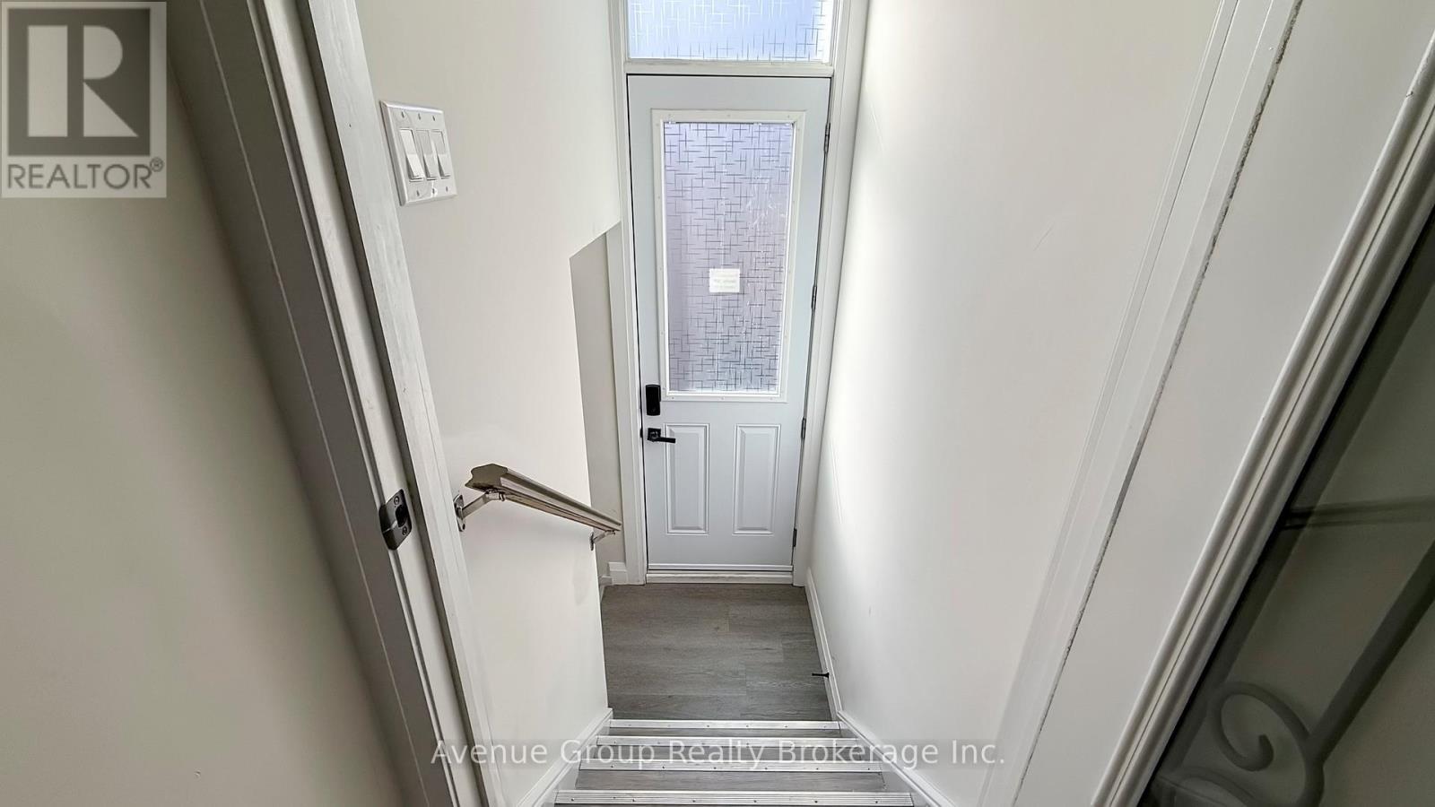 98 Topcliff Avenue, Toronto, ON - Indoor Photo Showing Other Room