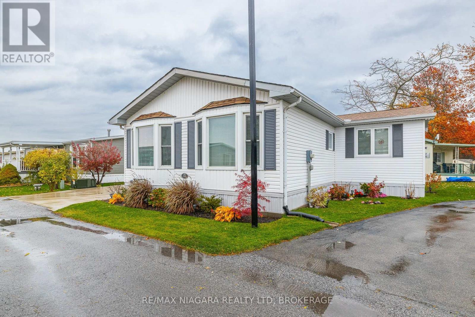 194 - 3033 Townline Road, Fort Erie (Black Creek), ON - Outdoor