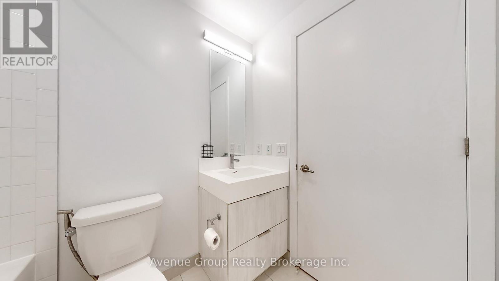 2401 - 130 River Street, Toronto, ON - Indoor Photo Showing Bathroom