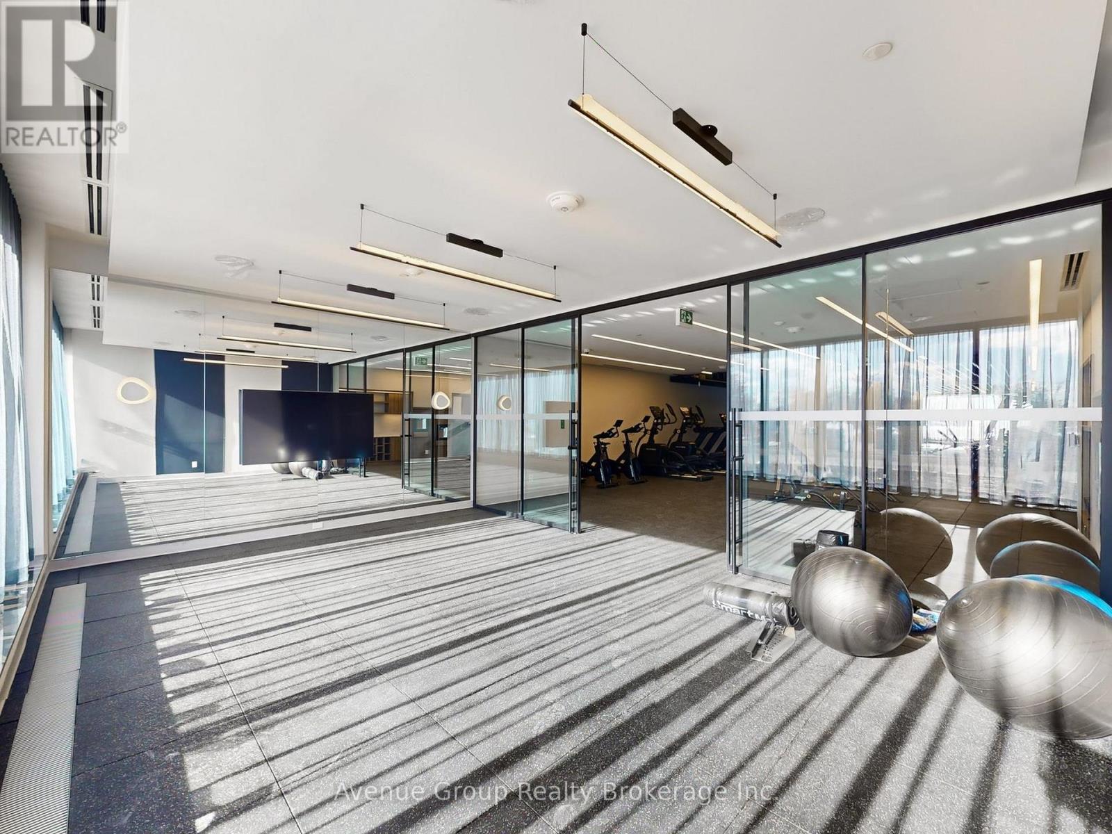 620 - 1037 The Queensway, Toronto, ON - With Exterior