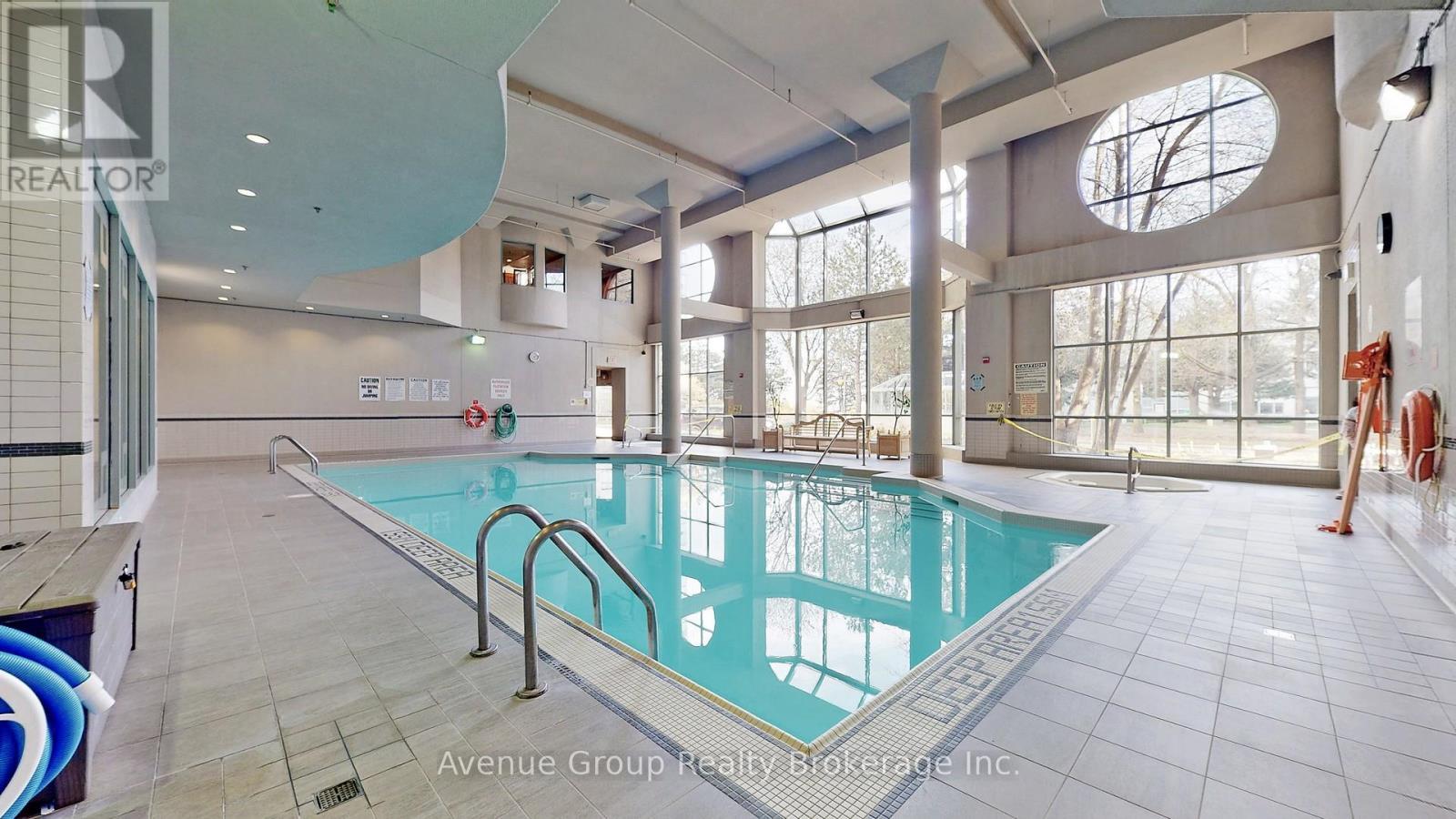 1527 - 68 Corporate Drive, Toronto, ON - Indoor Photo Showing Other Room With In Ground Pool