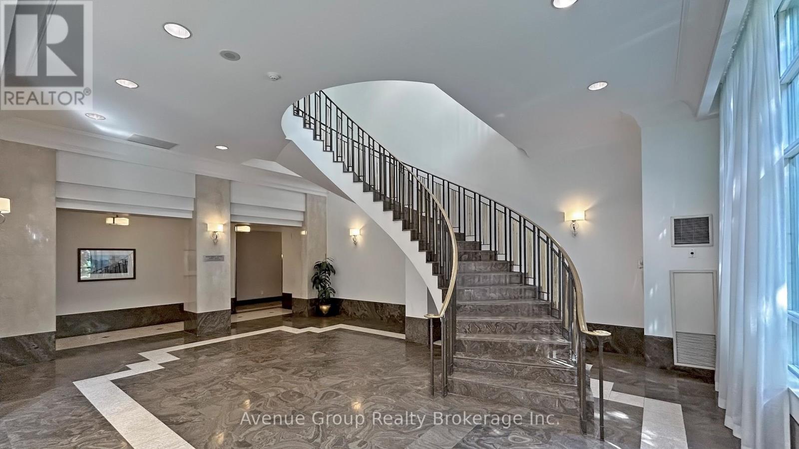 1527 - 68 Corporate Drive, Toronto, ON - Indoor Photo Showing Other Room