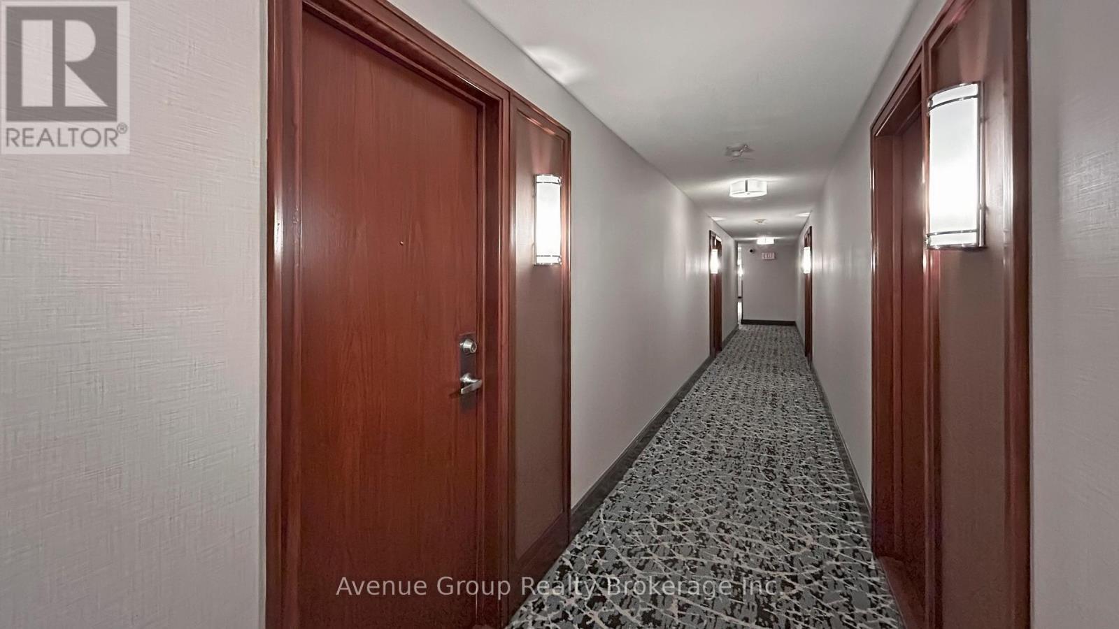 1527 - 68 Corporate Drive, Toronto, ON - Indoor Photo Showing Other Room