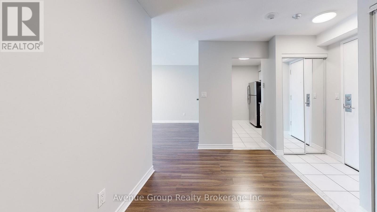 1527 - 68 Corporate Drive, Toronto, ON - Indoor Photo Showing Other Room