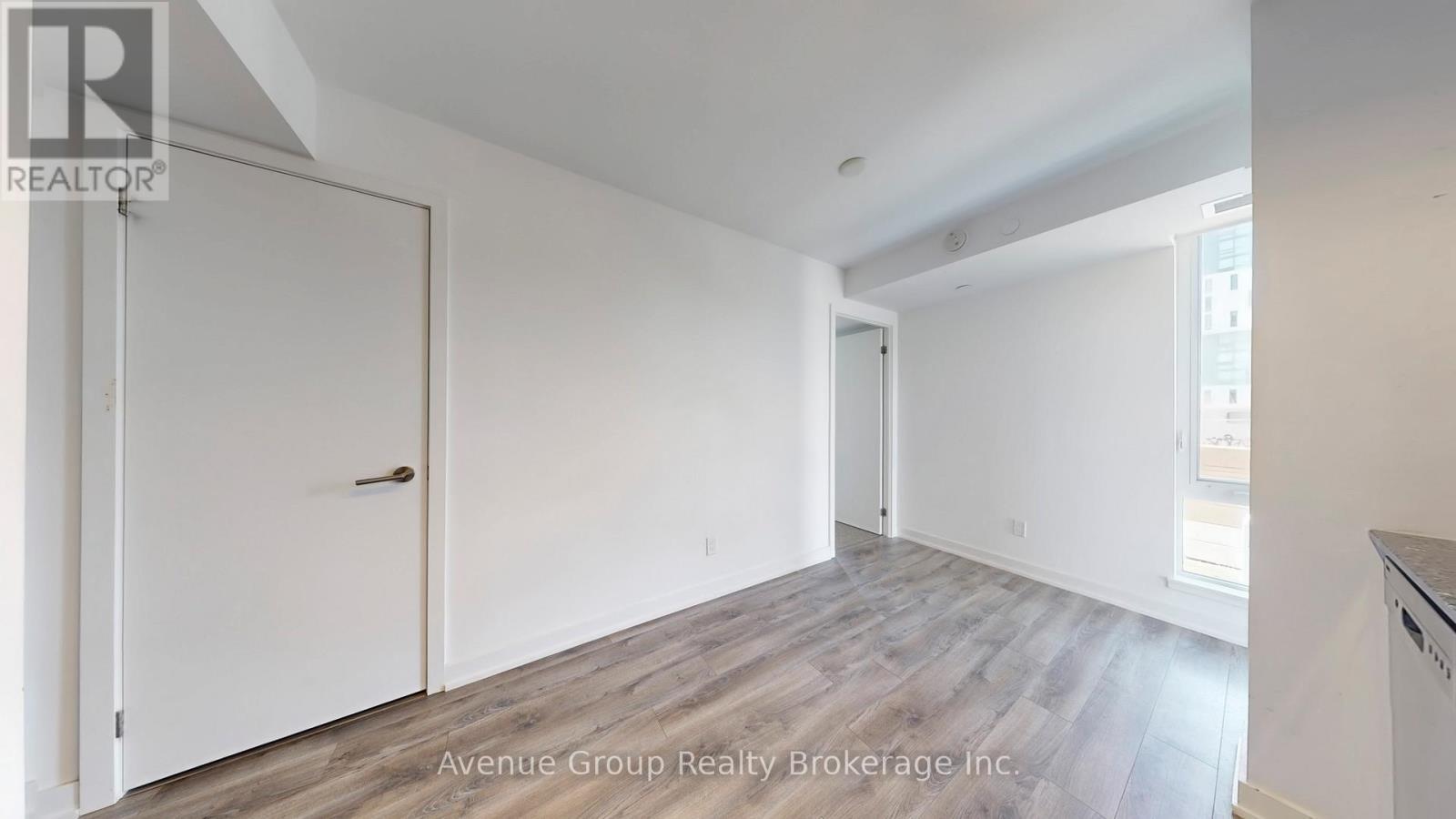 305 - 120 Varna Drive, Toronto, ON - Indoor Photo Showing Other Room