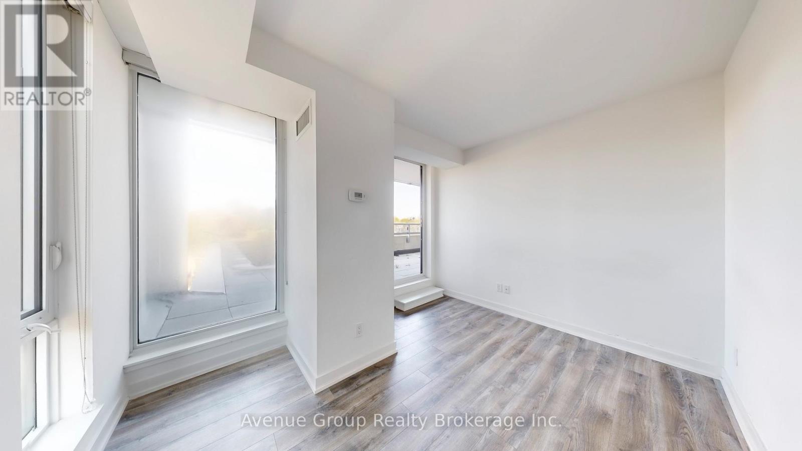 305 - 120 Varna Drive, Toronto, ON - Indoor Photo Showing Other Room