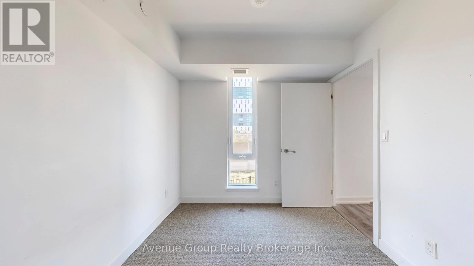 305 - 120 Varna Drive, Toronto, ON - Indoor Photo Showing Other Room