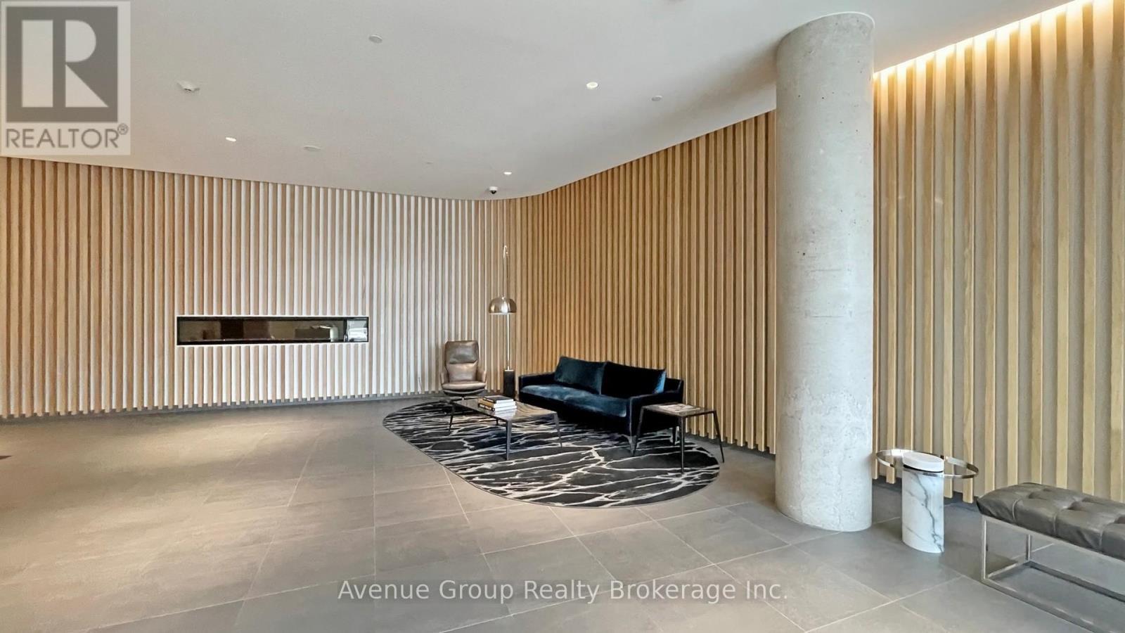 305 - 120 Varna Drive, Toronto, ON - Indoor Photo Showing Other Room