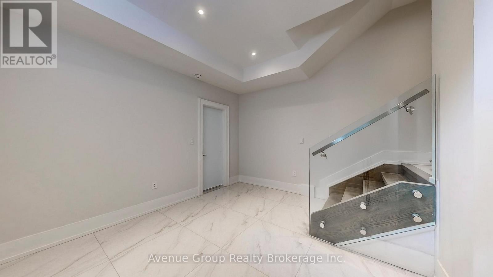 93 Tamworth Road, Toronto, ON - Indoor Photo Showing Other Room