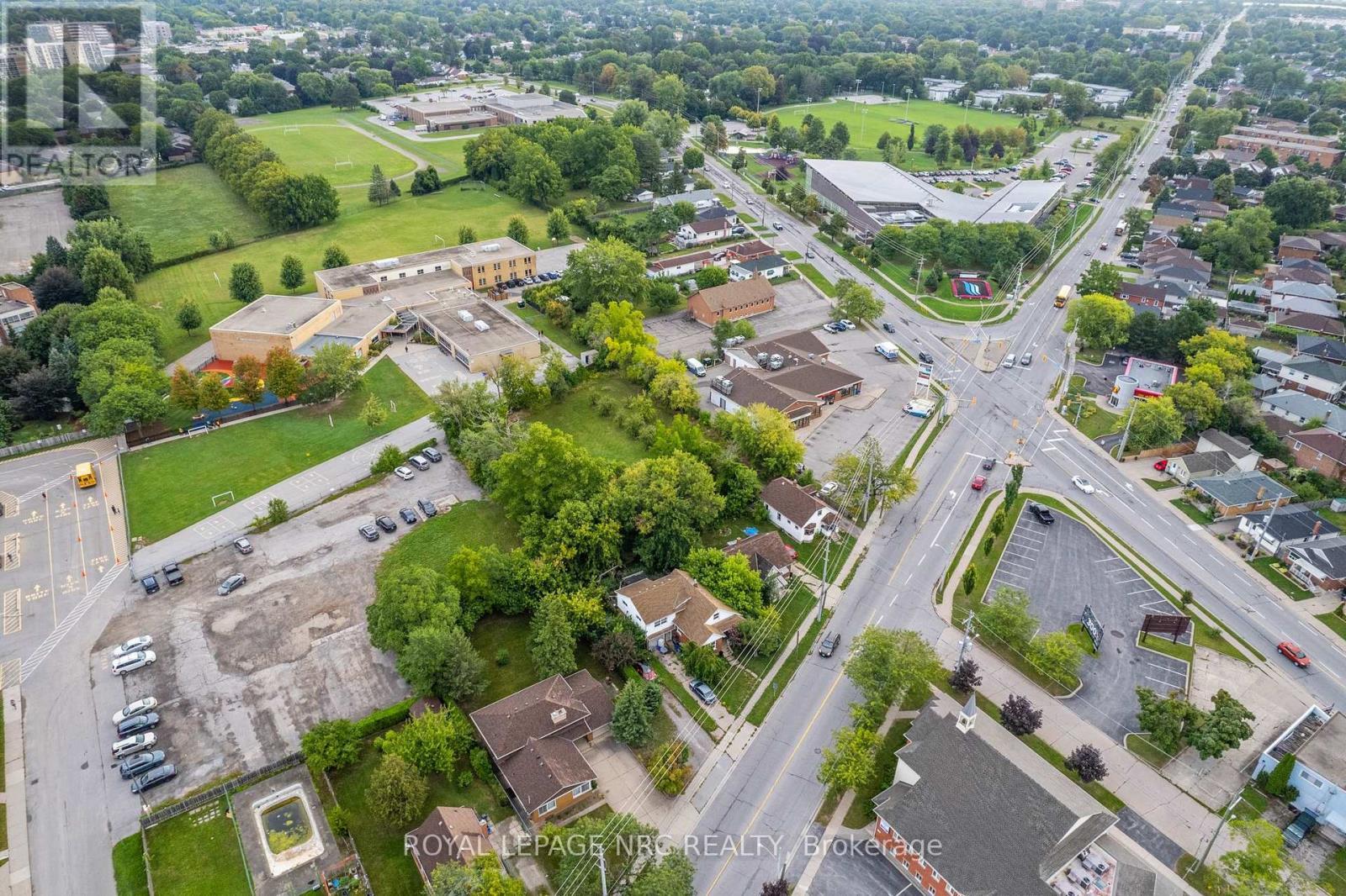 397-403 Carlton Street, St. Catharines (Carlton/Bunting), ON