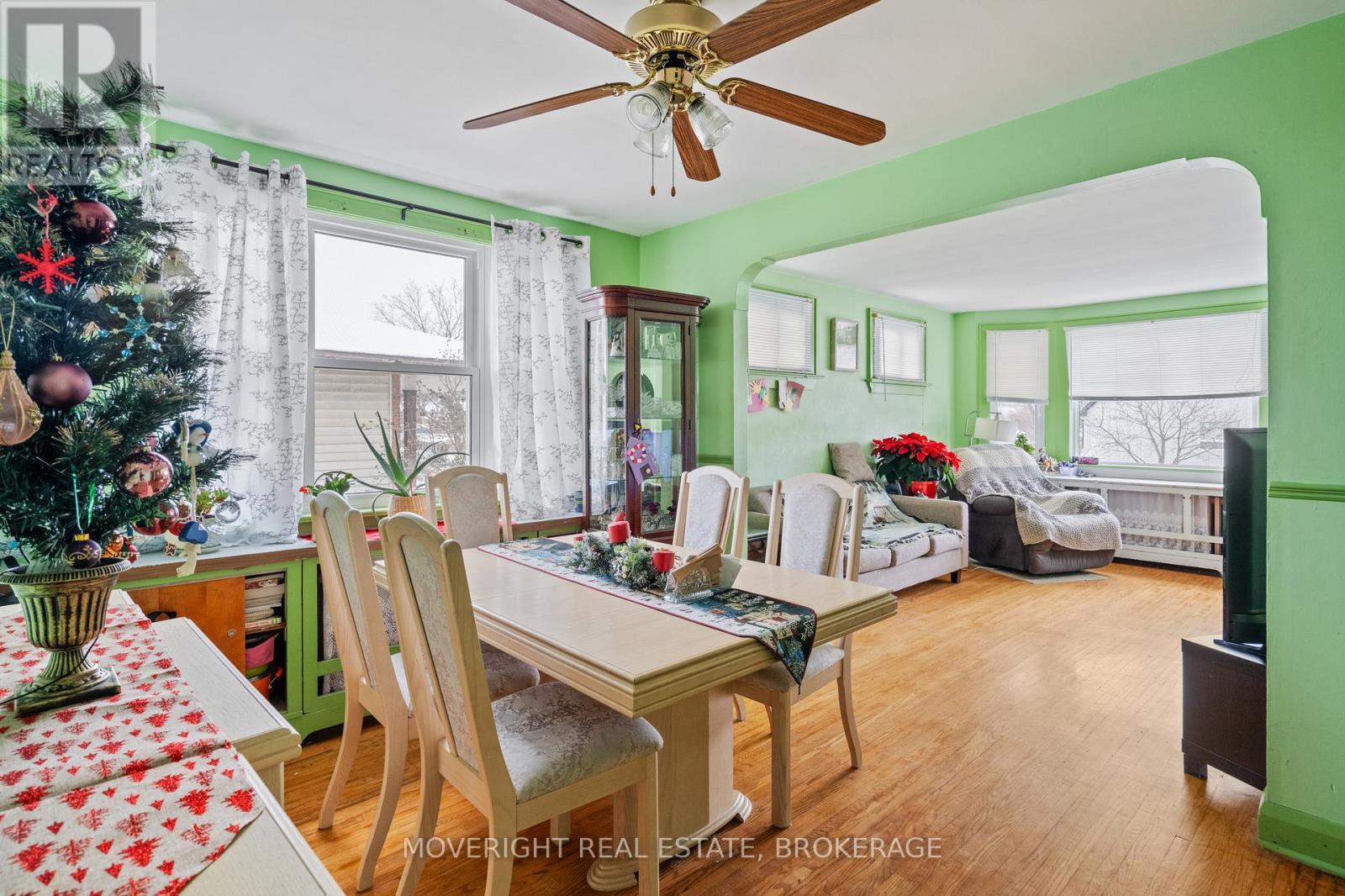 45 Bloomfield Avenue, St. Catharines (Secord Woods), ON - Indoor Photo Showing Dining Room