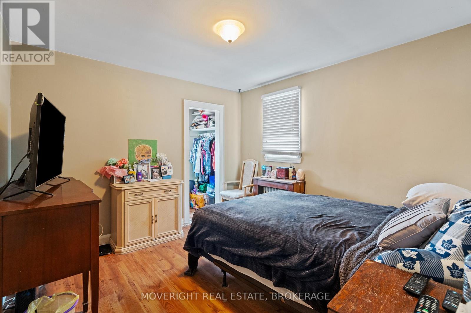45 Bloomfield Avenue, St. Catharines (Secord Woods), ON - Indoor Photo Showing Bedroom