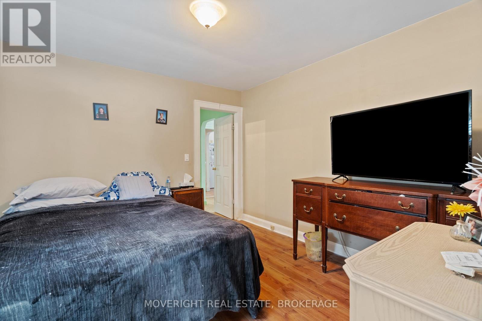 45 Bloomfield Avenue, St. Catharines (Secord Woods), ON - Indoor Photo Showing Bedroom