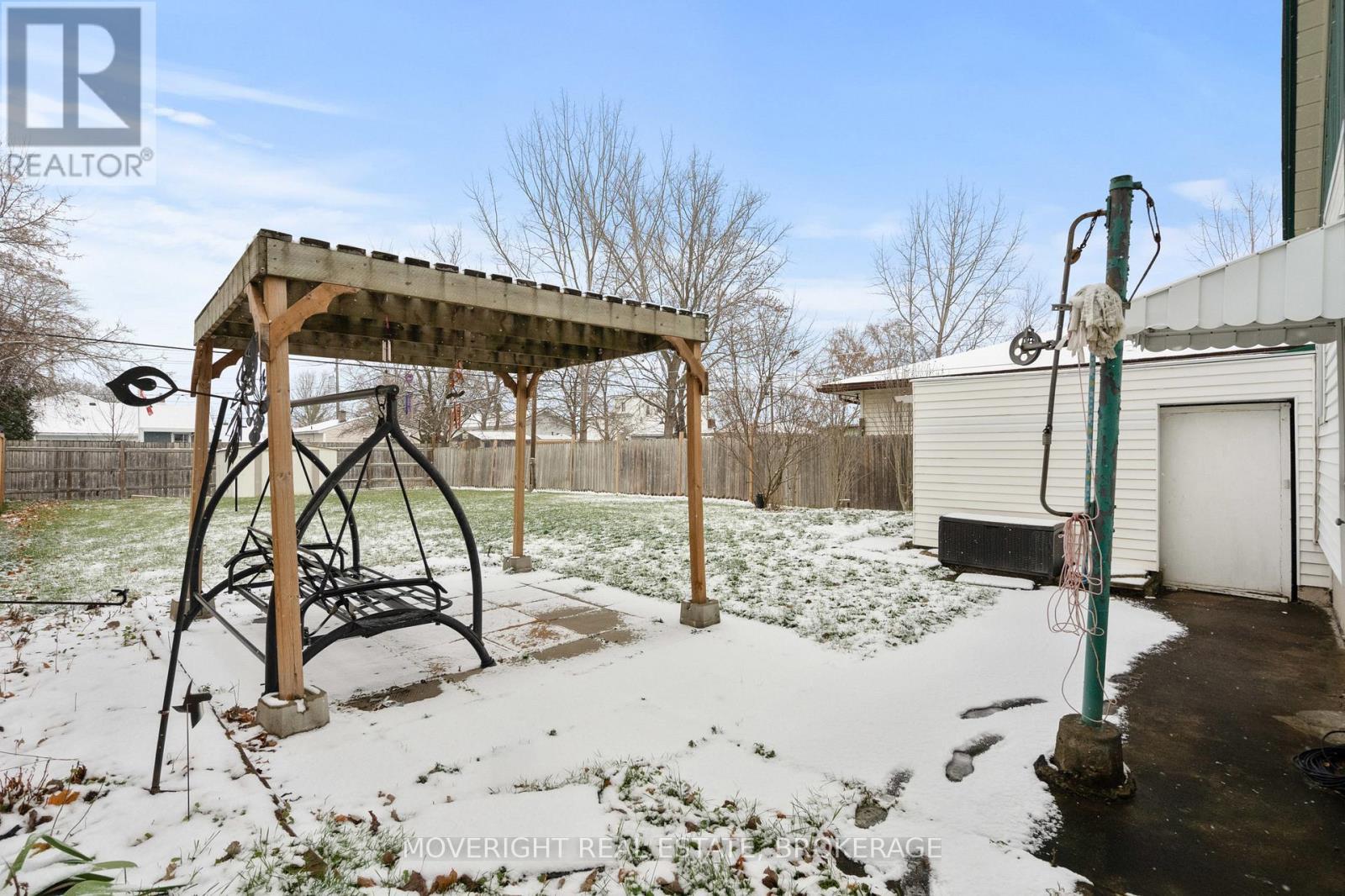 45 Bloomfield Avenue, St. Catharines (Secord Woods), ON - Outdoor