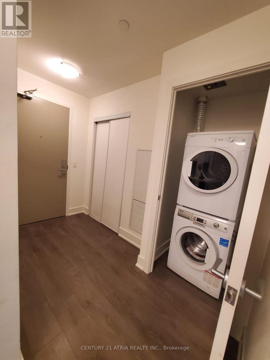 816 - 180 Enterprise Boulevard, Markham, ON - Indoor Photo Showing Laundry Room