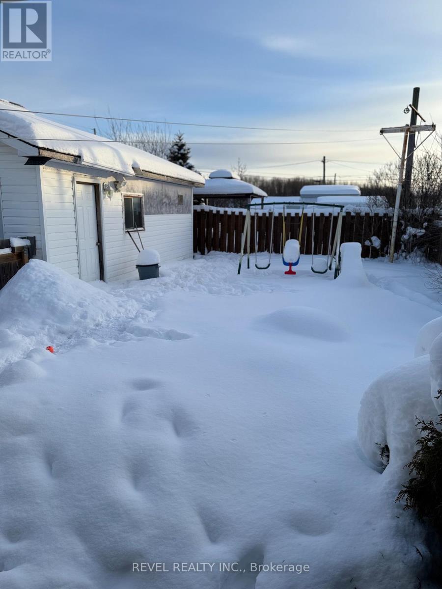 351 Commercial Avenue, Timmins (Ts - Sw), ON - Outdoor With View