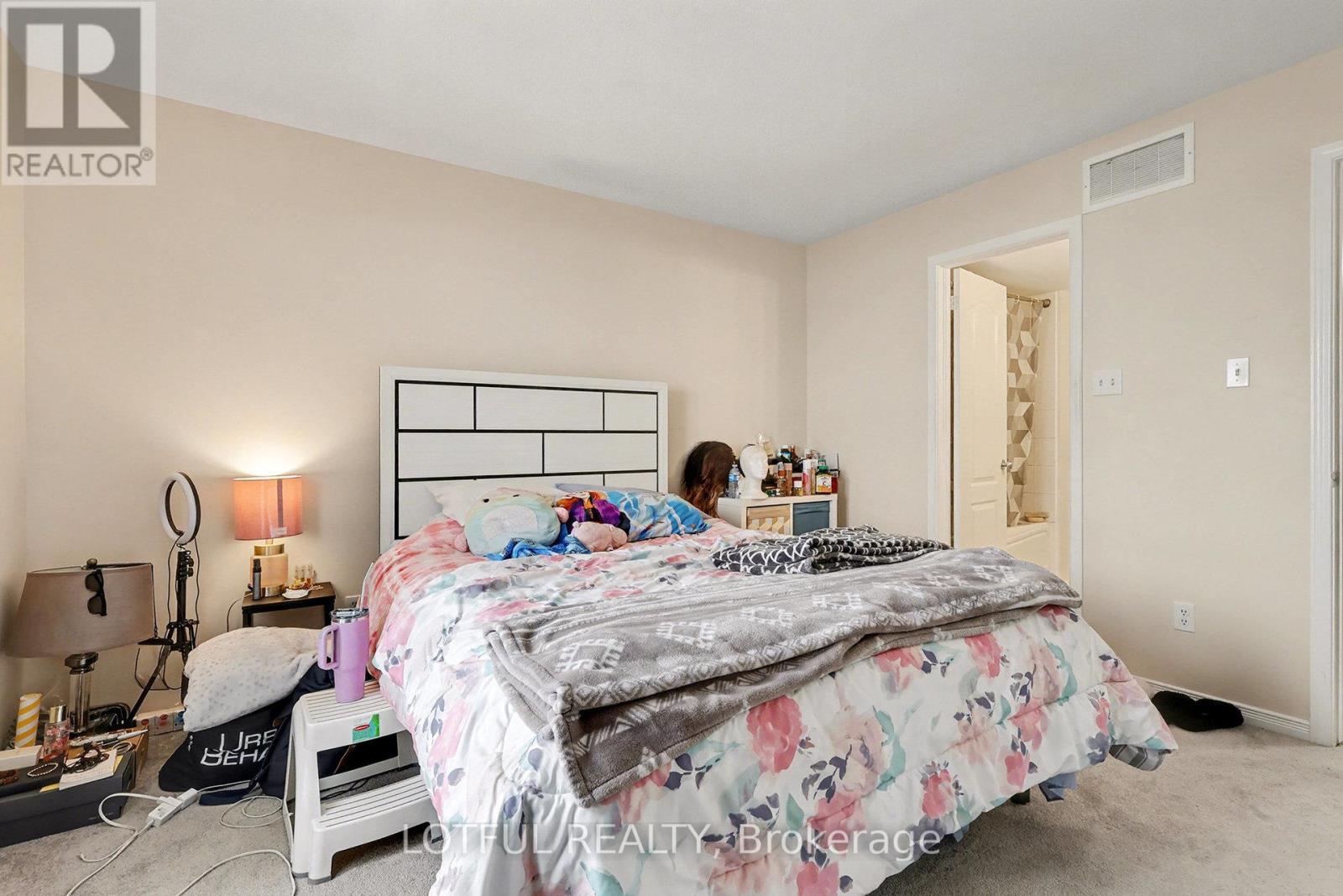 576 Lakeridge Drive, Ottawa, ON - Indoor Photo Showing Bedroom