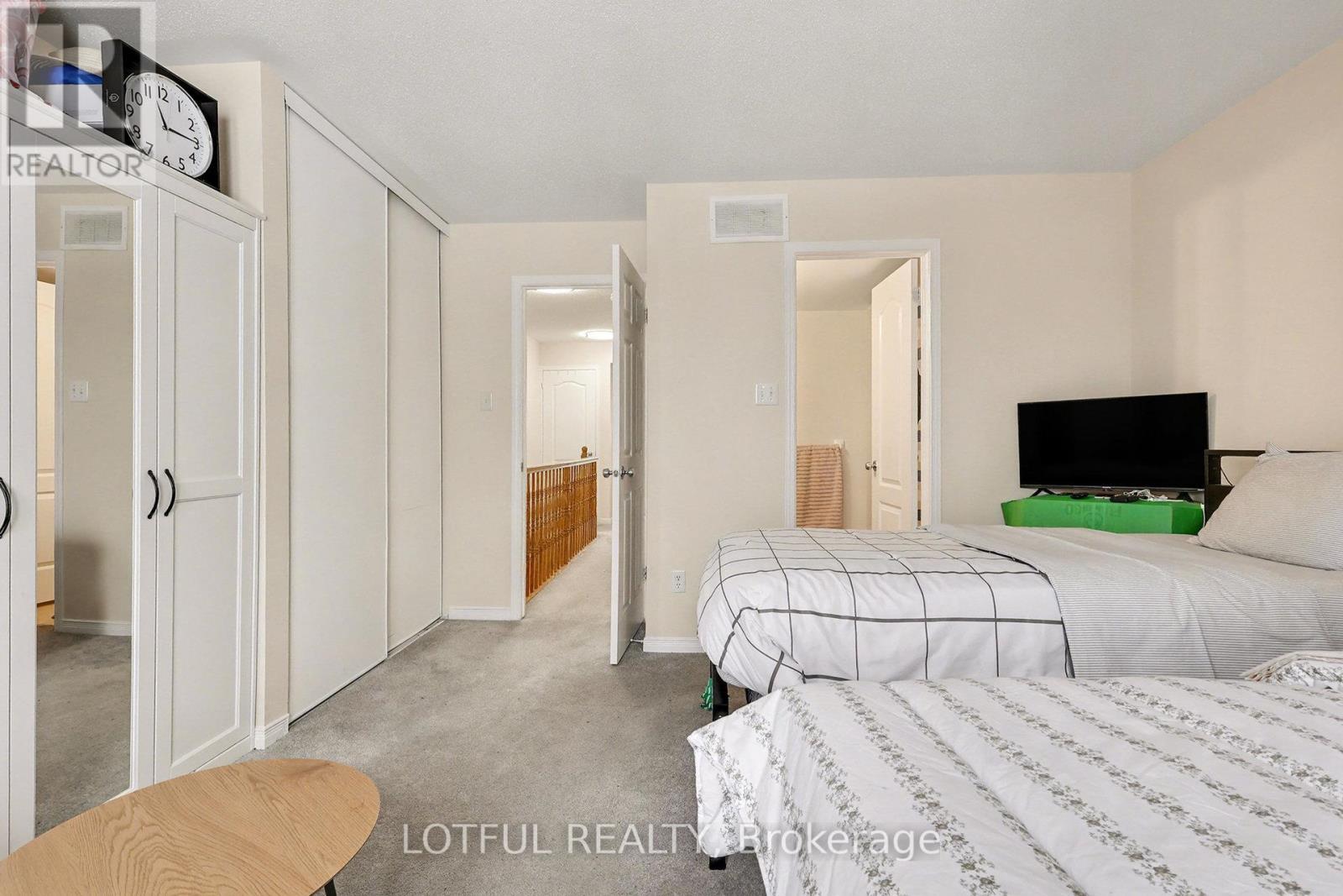 576 Lakeridge Drive, Ottawa, ON - Indoor Photo Showing Bedroom