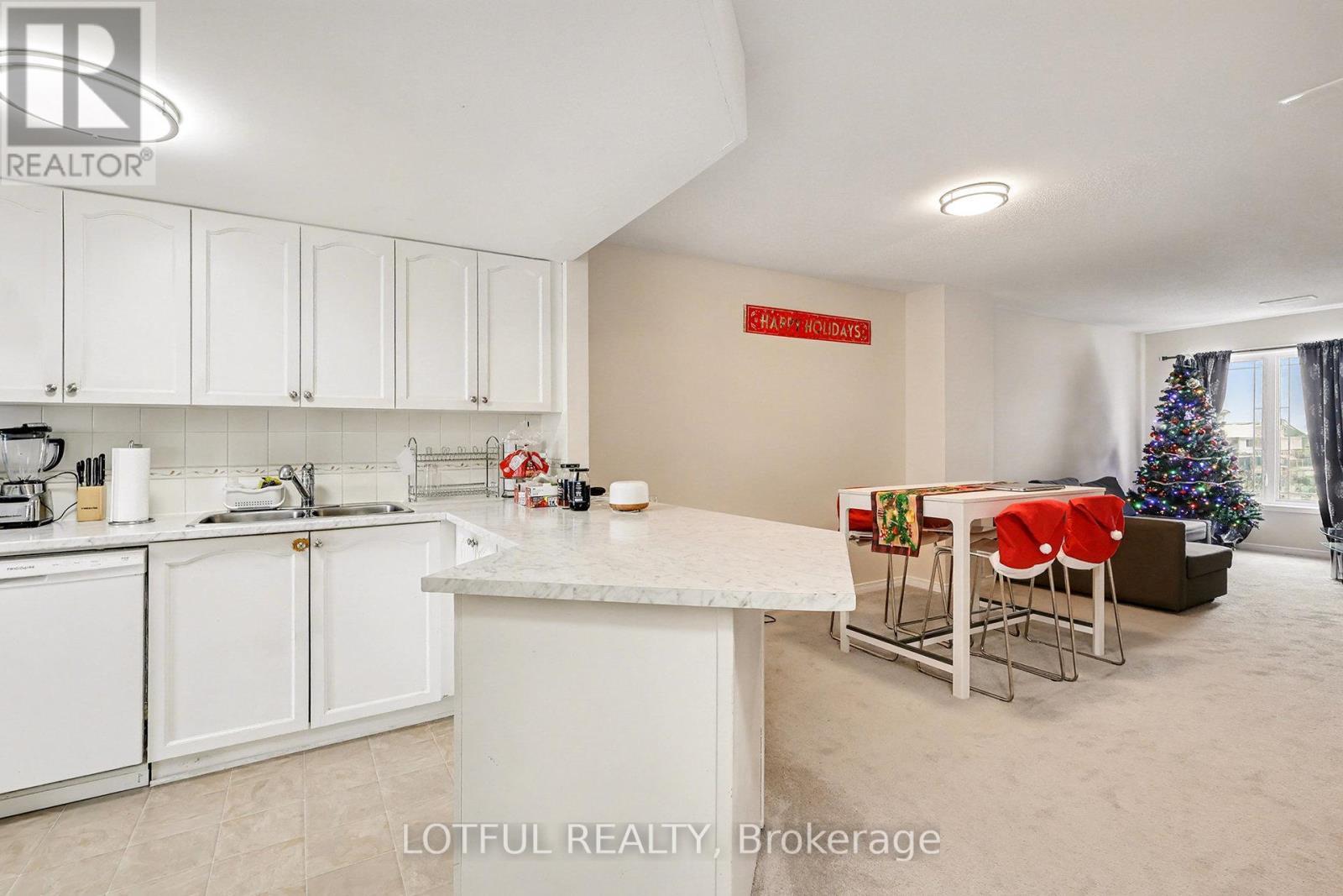 576 Lakeridge Drive, Ottawa, ON - Indoor