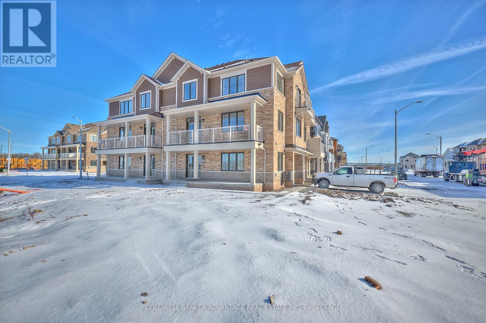 98 Feather Road, Welland (Dain City), ON - Outdoor With Facade