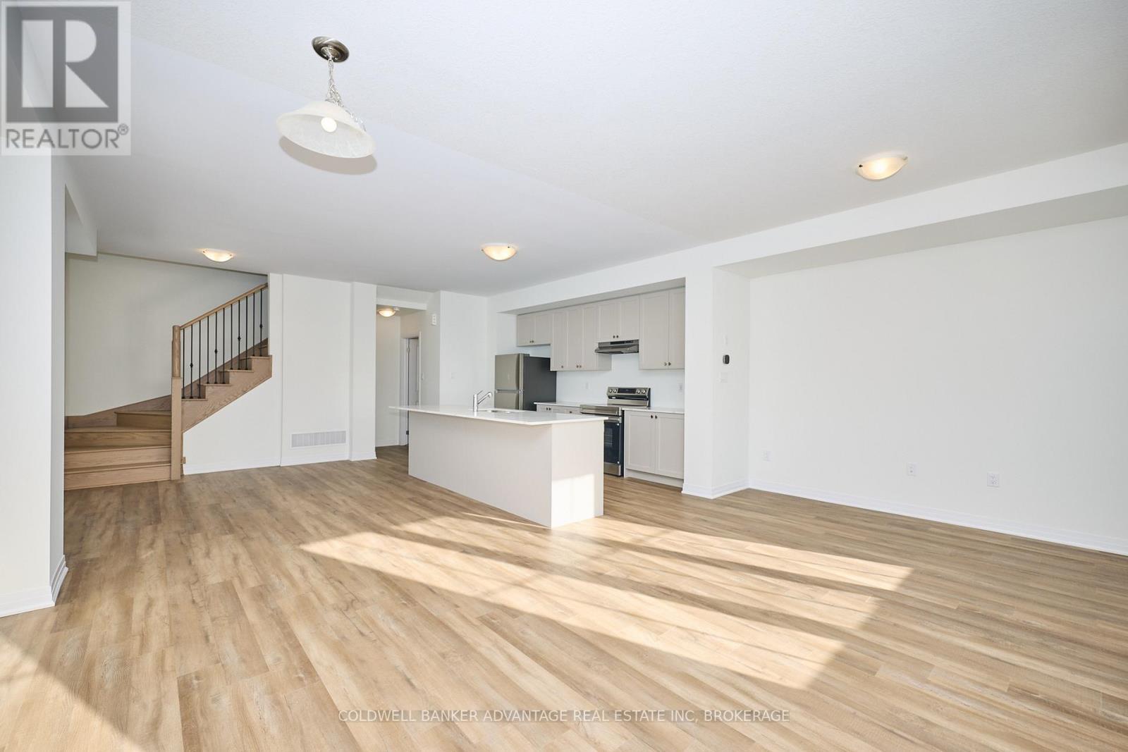 98 Feather Road, Welland (Dain City), ON - Indoor