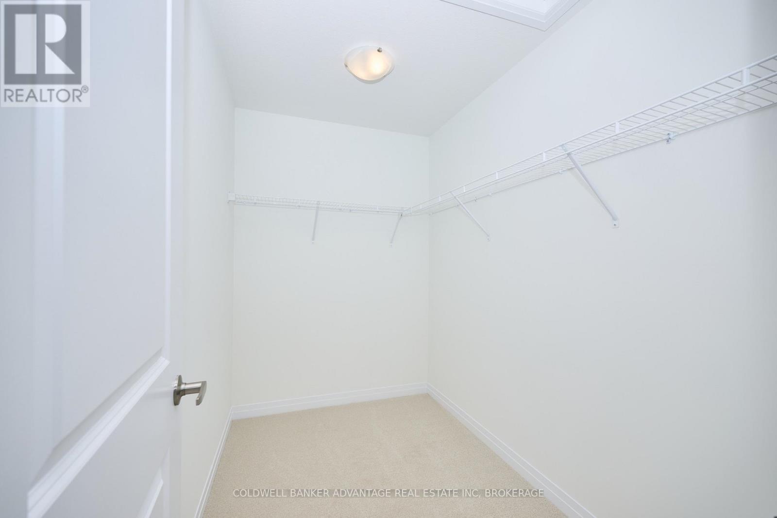 98 Feather Road, Welland (Dain City), ON - Indoor With Storage