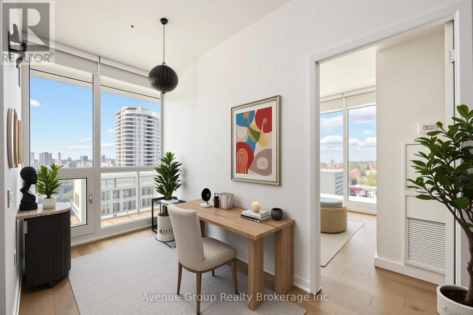 2917 - 121 Mcmahon Drive, Toronto, ON - Indoor