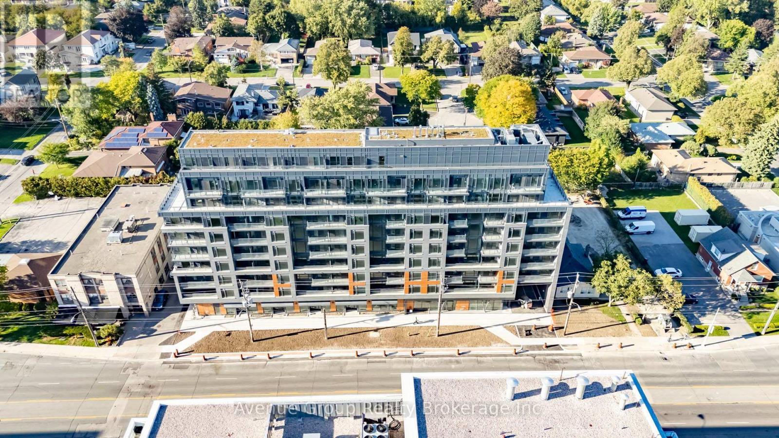 102 - 700 Sheppard Avenue W, Toronto, ON - Outdoor With View