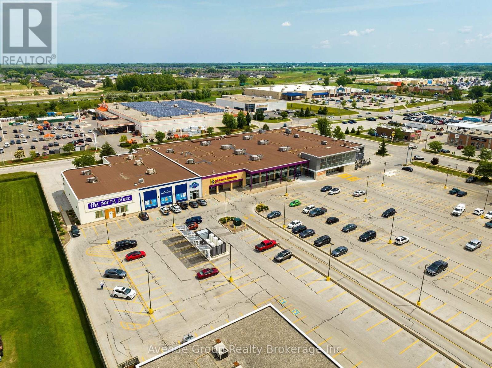 1330 Exmouth Street, Sarnia, ON