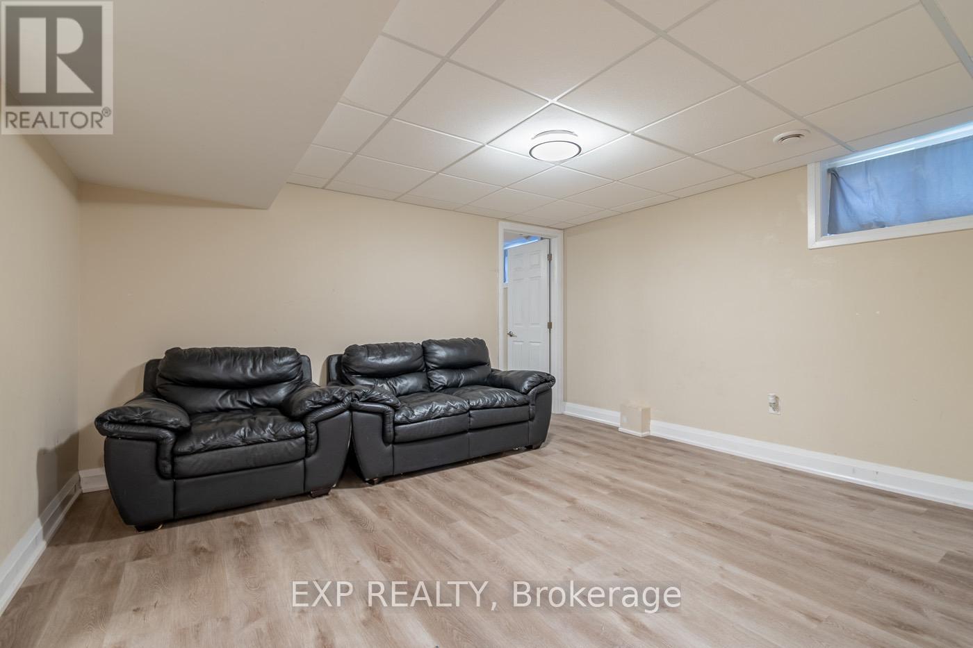 11 Garden Street, Thorold (Thorold Downtown), ON - Indoor