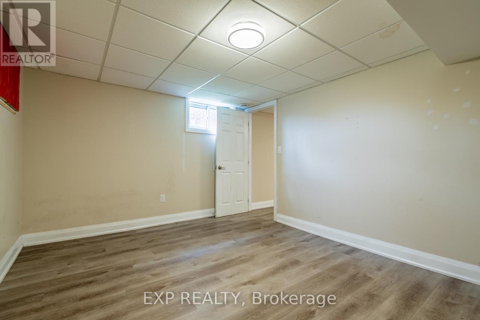 11 Garden Street, Thorold (Thorold Downtown), ON - Indoor Photo Showing Other Room