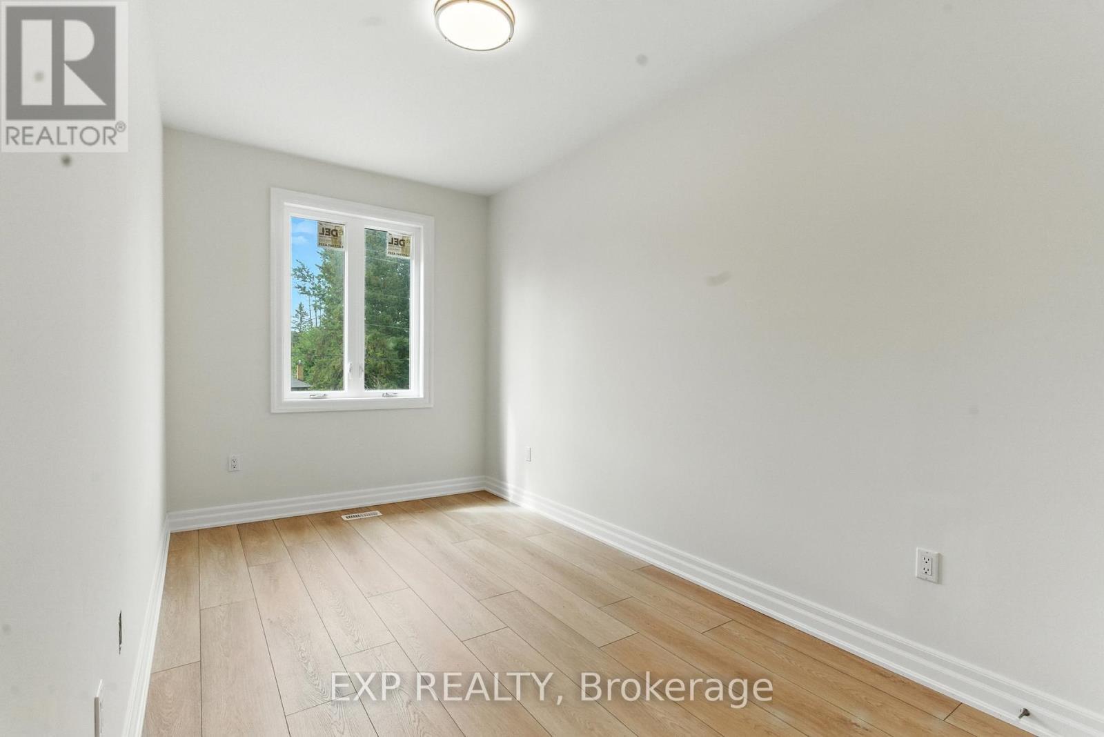 116 Forks Road E, Welland (Dain City), ON - Indoor Photo Showing Other Room