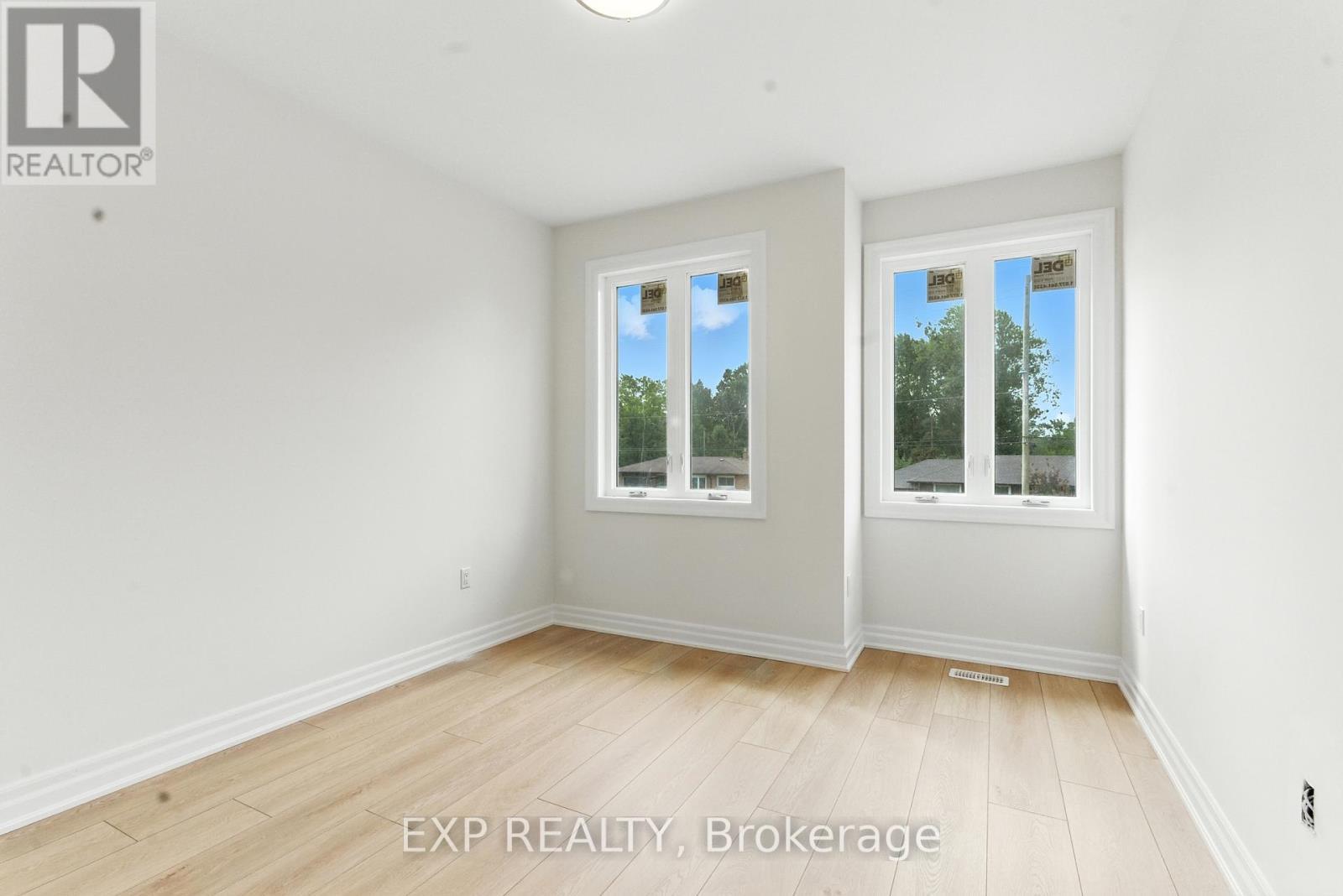 116 Forks Road E, Welland (Dain City), ON - Indoor Photo Showing Other Room