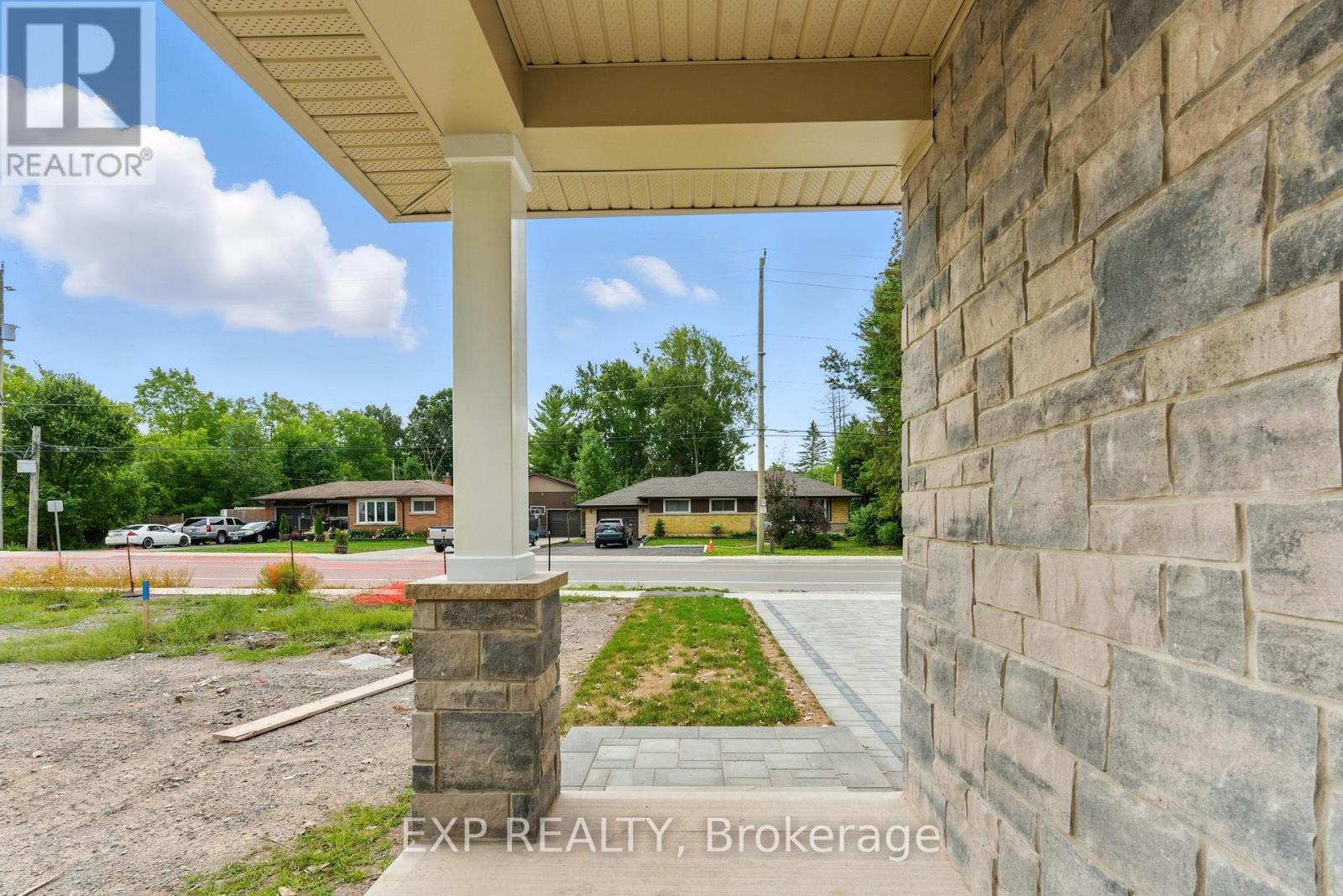 116 Forks Road E, Welland (Dain City), ON - Outdoor