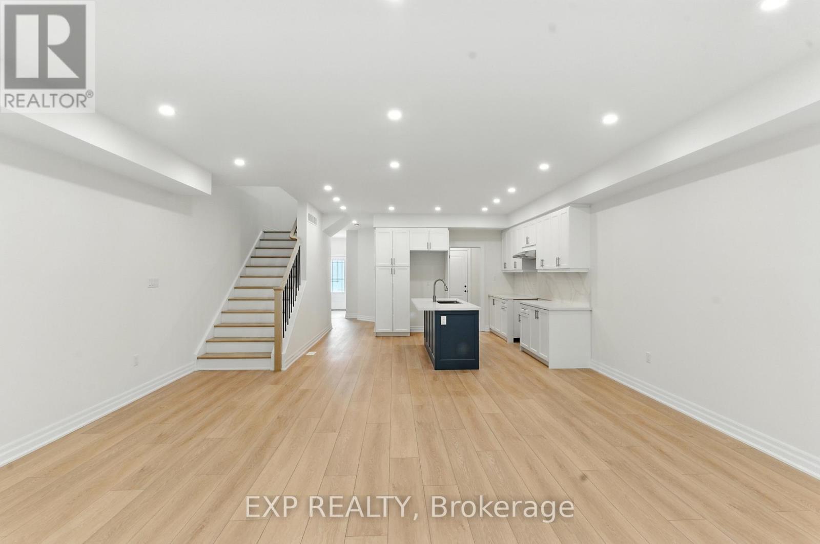 116 Forks Road E, Welland (Dain City), ON - Indoor Photo Showing Kitchen