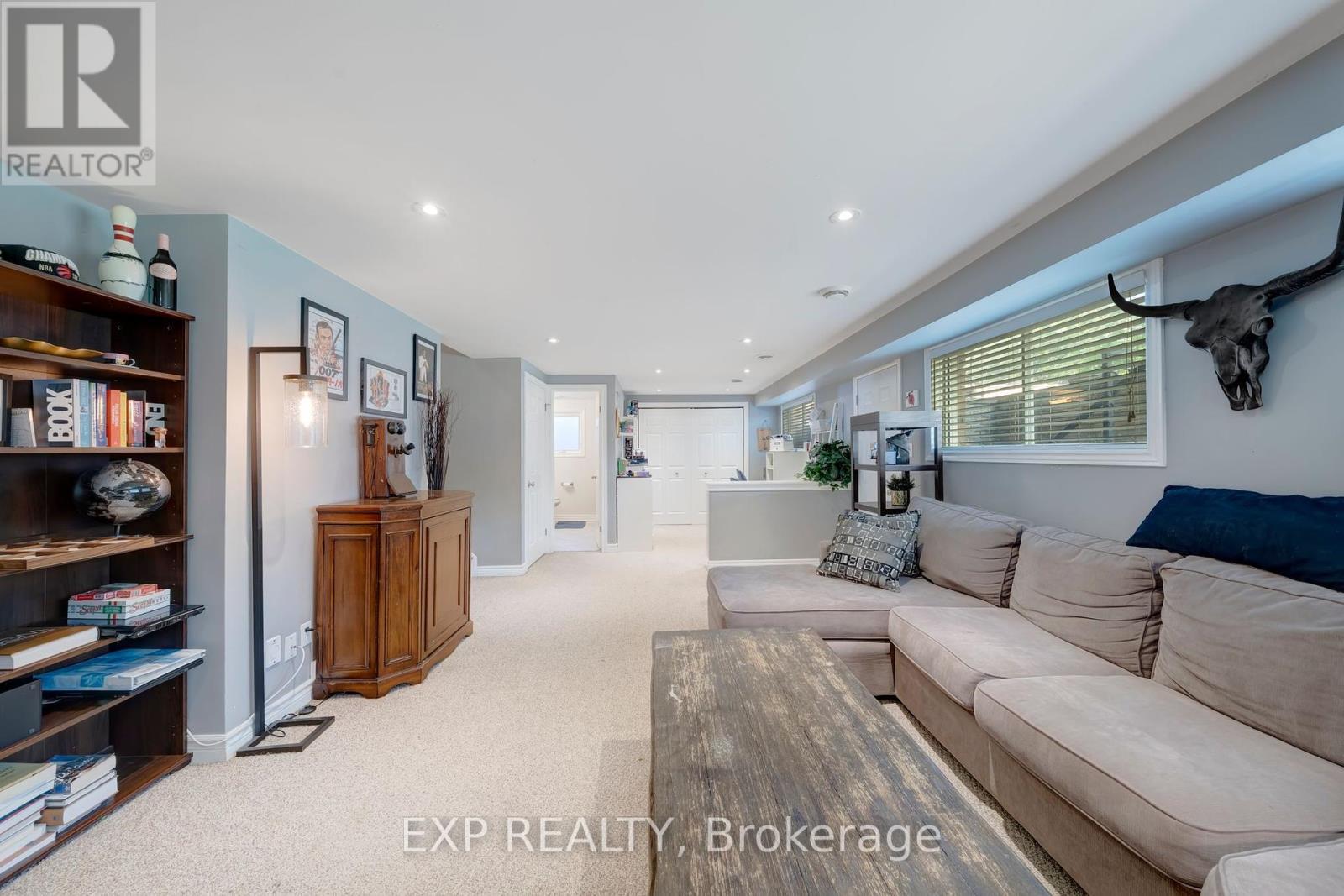 25 Ziraldo Road, St. Catharines (Martindale Pond), ON - Indoor