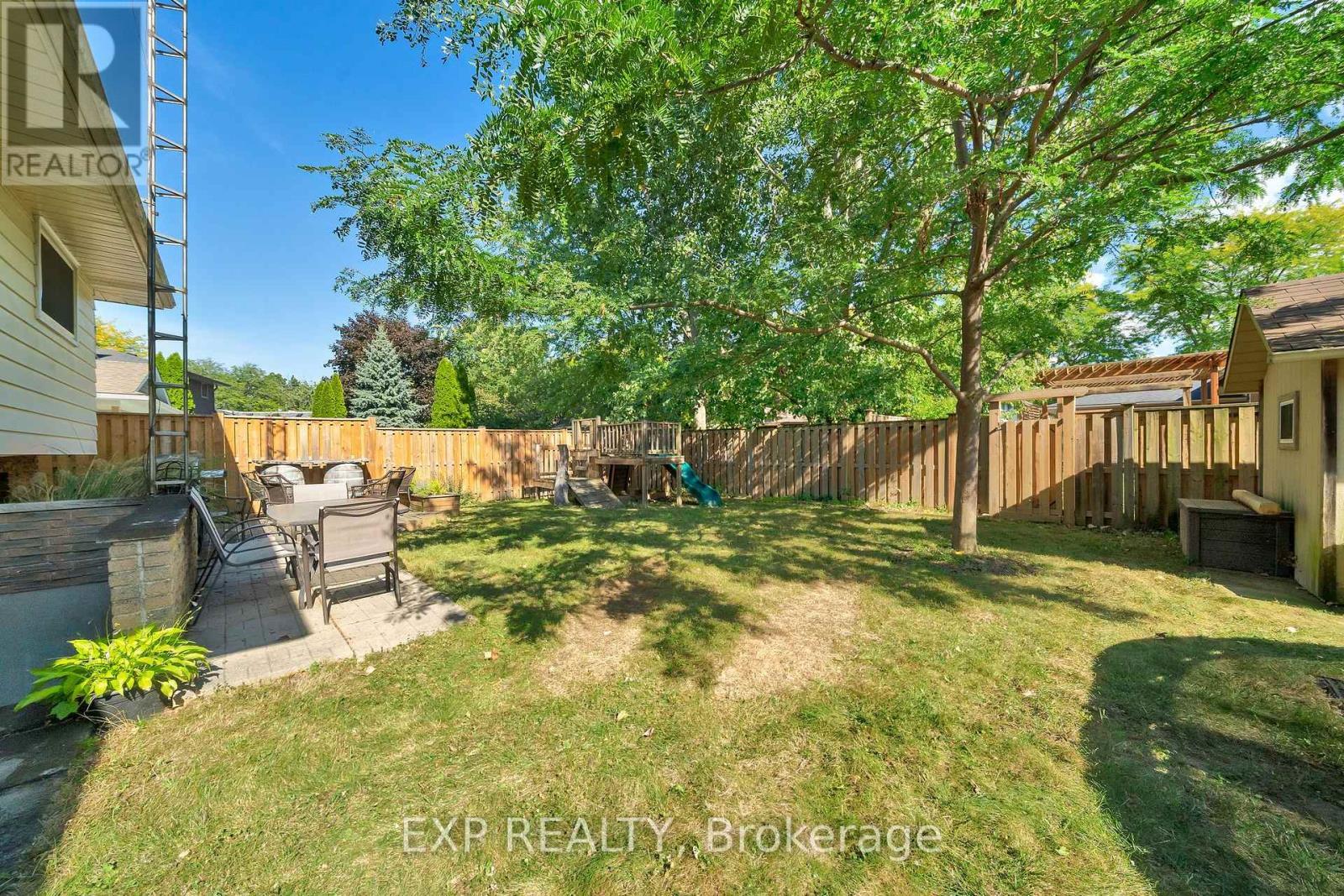 25 Ziraldo Road, St. Catharines (Martindale Pond), ON - Outdoor