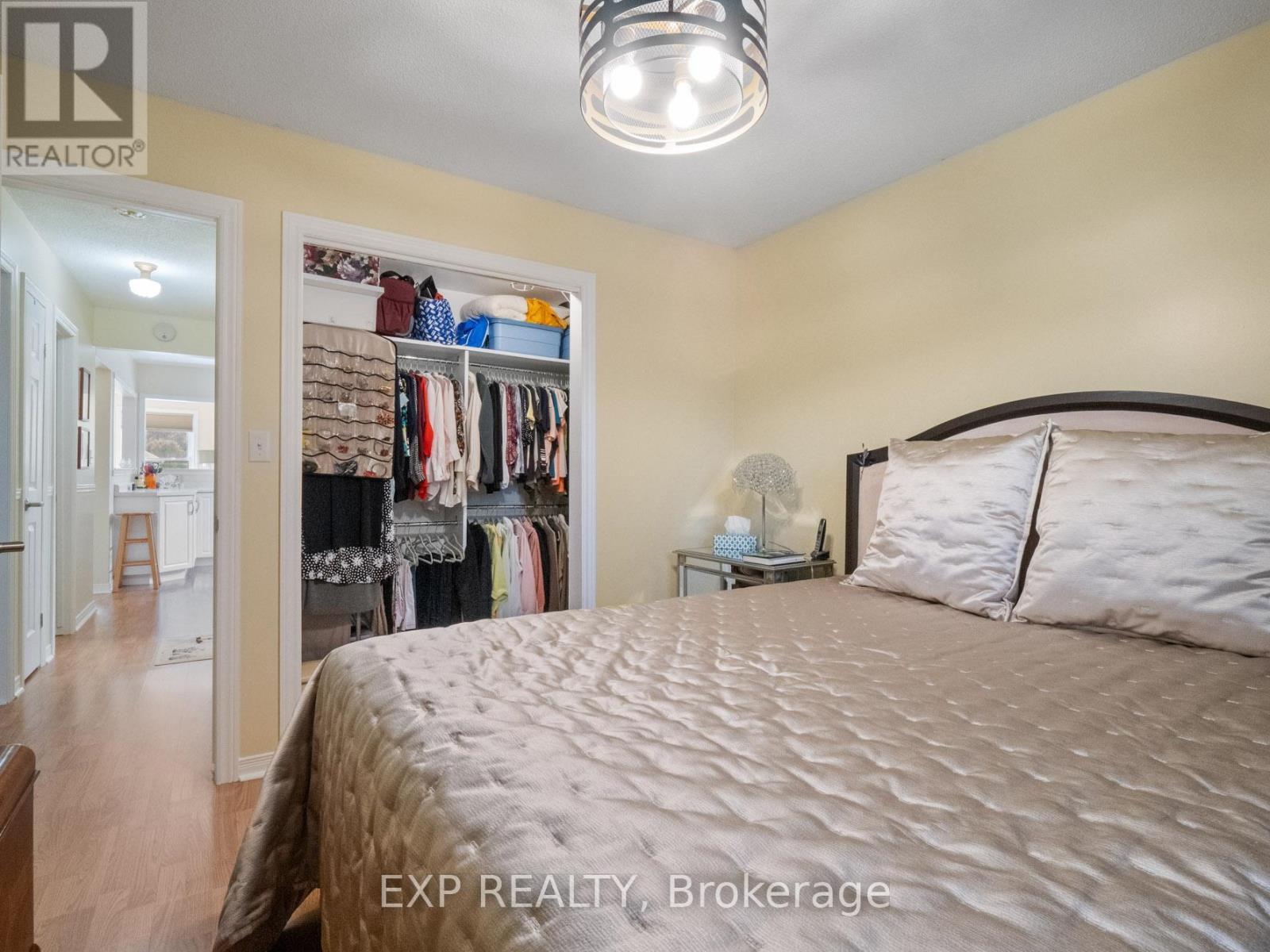 36 Rainbow Court, Welland (Broadway), ON - Indoor Photo Showing Bedroom
