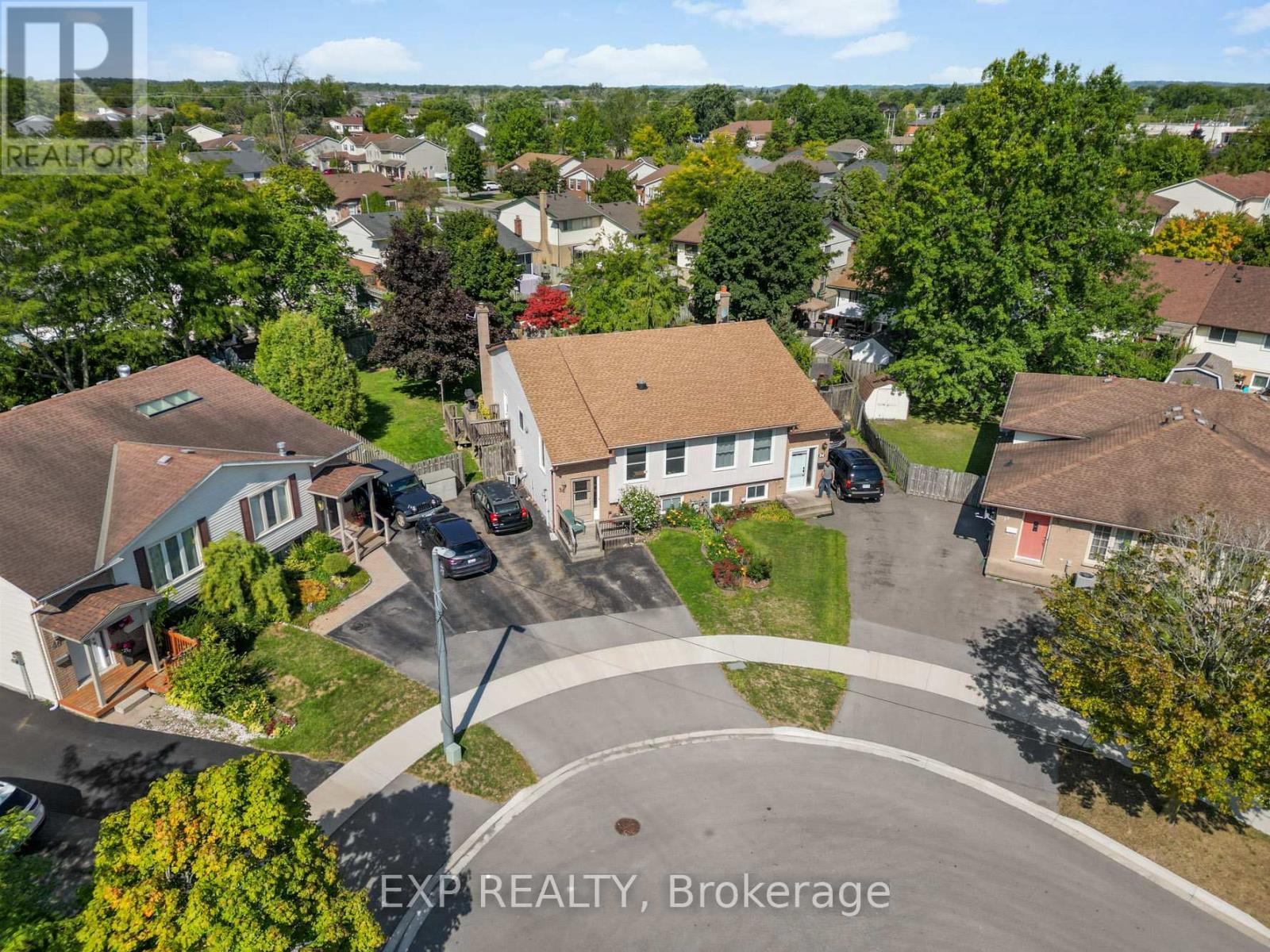 36 Rainbow Court, Welland (Broadway), ON - Outdoor With View
