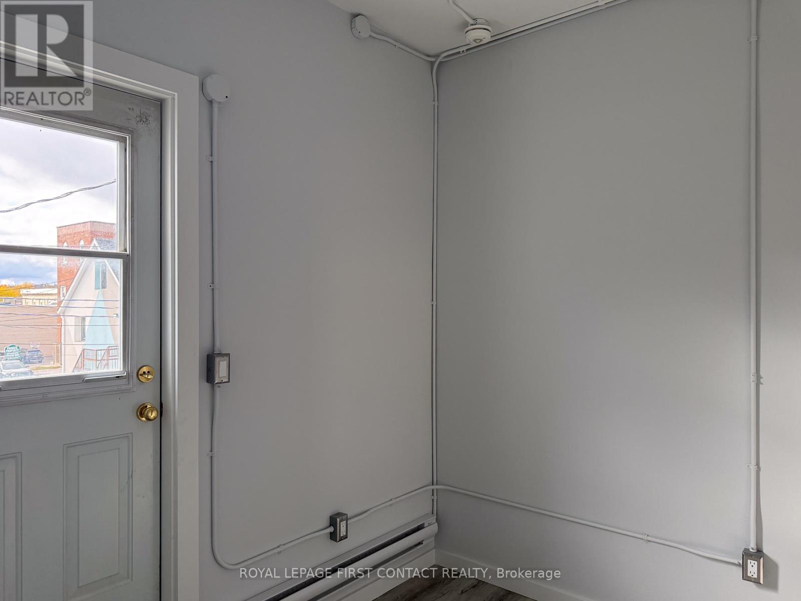 A - 23 Peter Street S, Orillia, ON