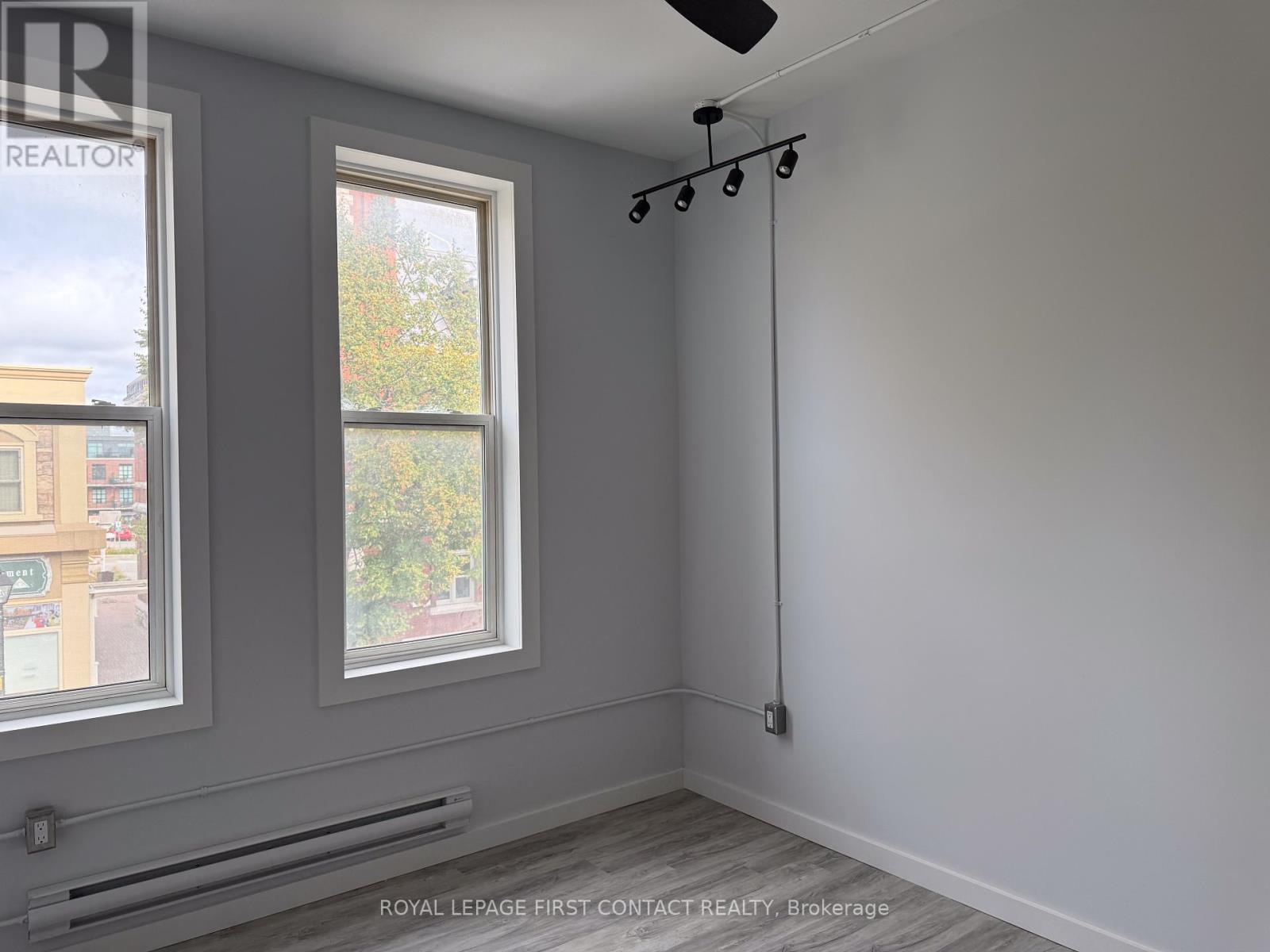 A - 23 Peter Street S, Orillia, ON