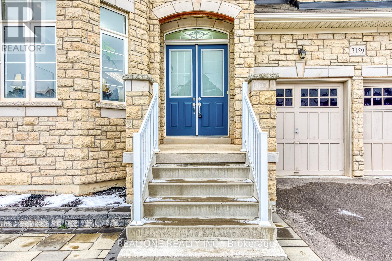 3159 William Rose Way, Oakville, ON - Outdoor With Facade