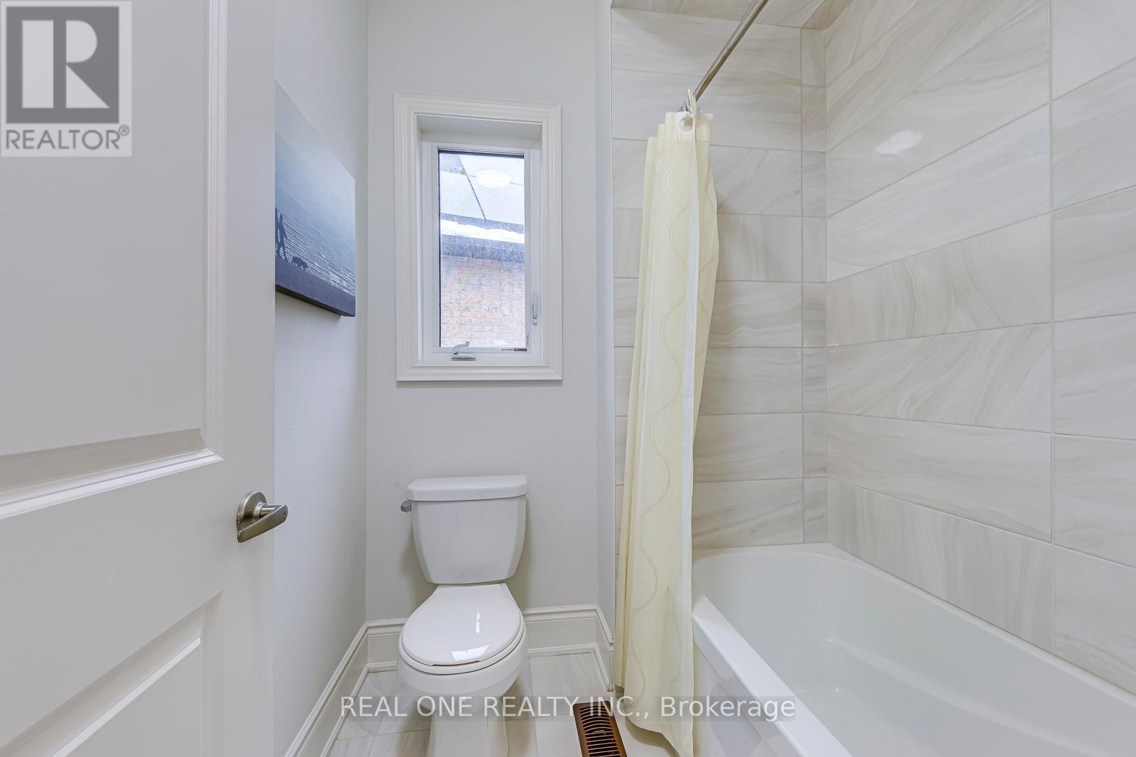 3159 William Rose Way, Oakville, ON - Indoor Photo Showing Bathroom