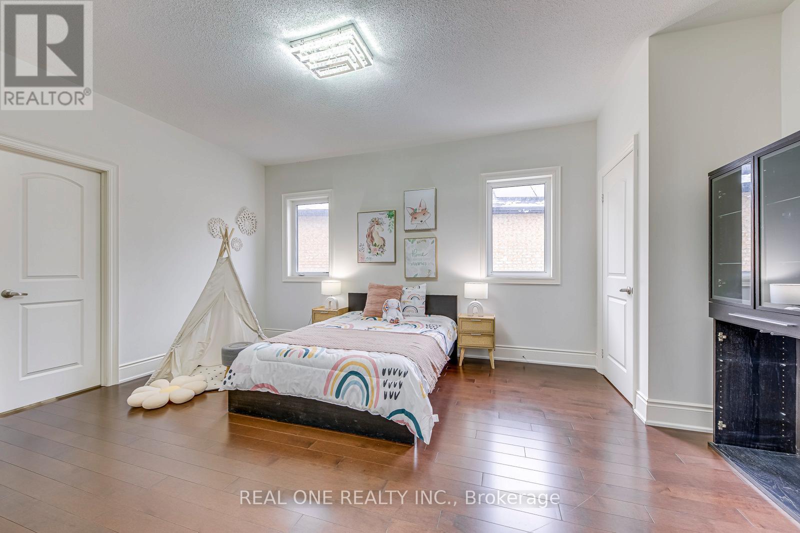 3159 William Rose Way, Oakville, ON - Indoor Photo Showing Bedroom