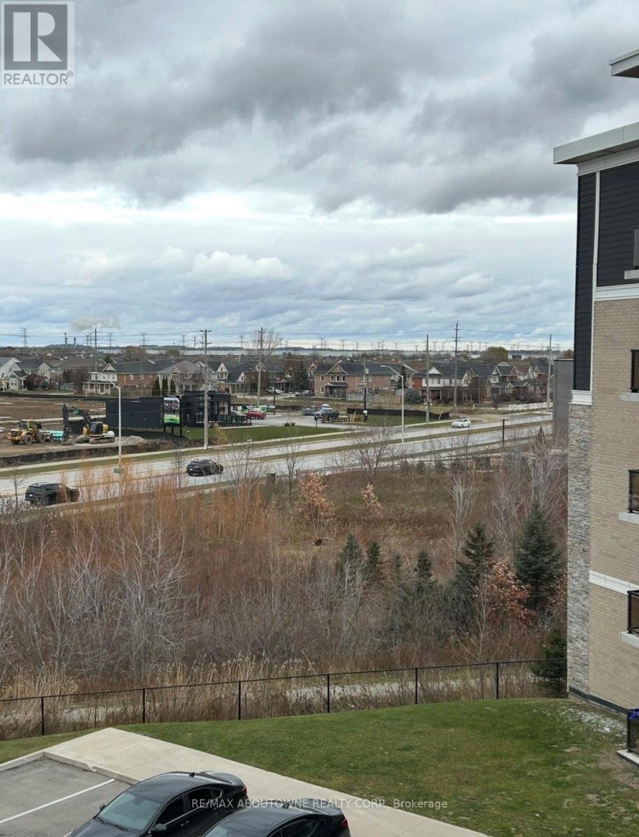 411 - 620 Sauve Street E, Milton, ON - Outdoor With View