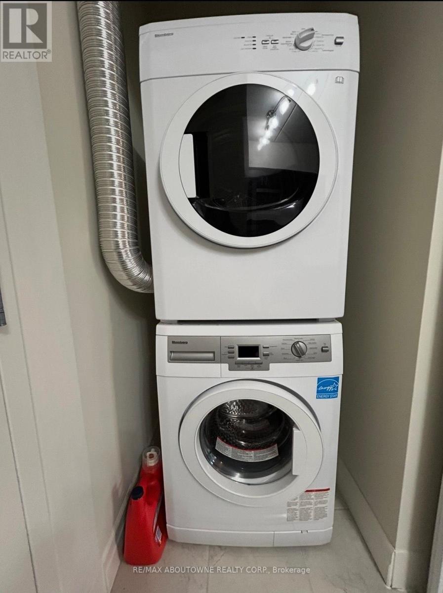 411 - 620 Sauve Street E, Milton, ON - Indoor Photo Showing Laundry Room