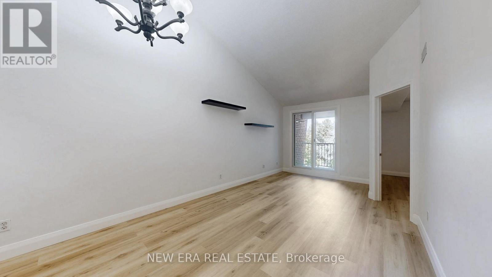 199 - 75 Bristol Road E, Mississauga, ON - Indoor Photo Showing Other Room