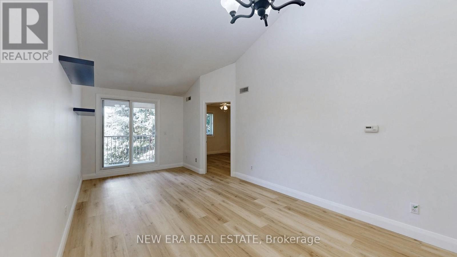 199 - 75 Bristol Road E, Mississauga, ON - Indoor Photo Showing Other Room